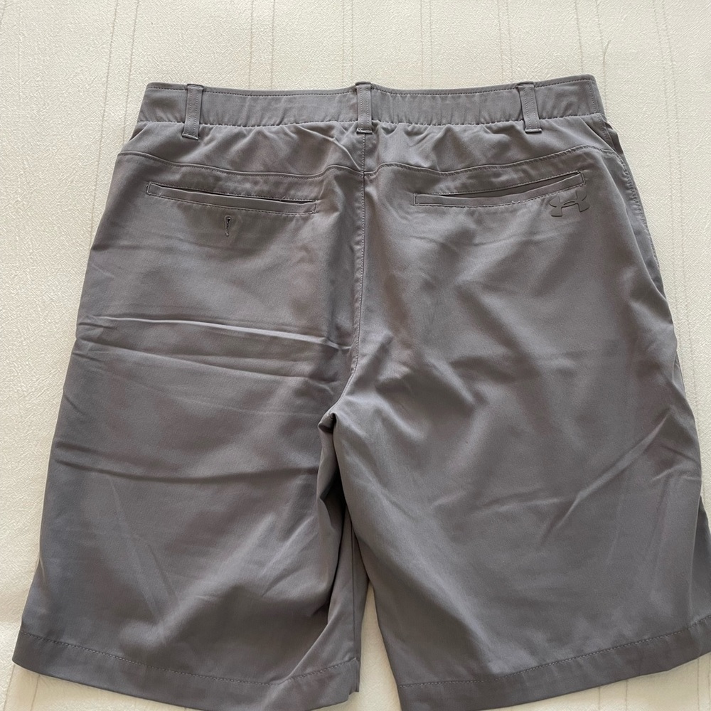Under Armor shorts - Picture 2 of 2